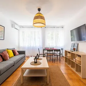 https://exclusive-apartamento-limonar.1costadelsol.com